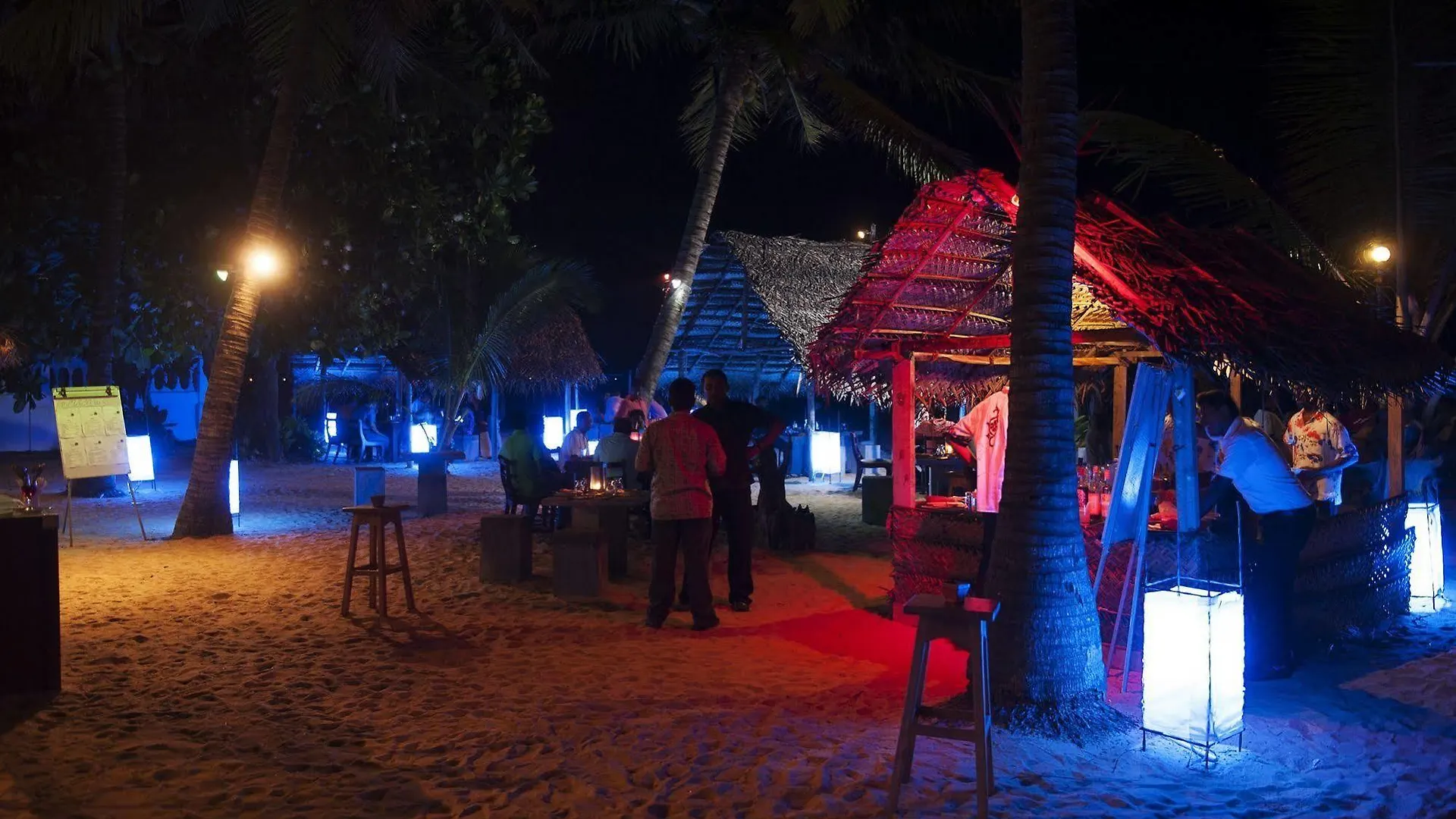 Golden Star Beach Hotel Negombo 3*,